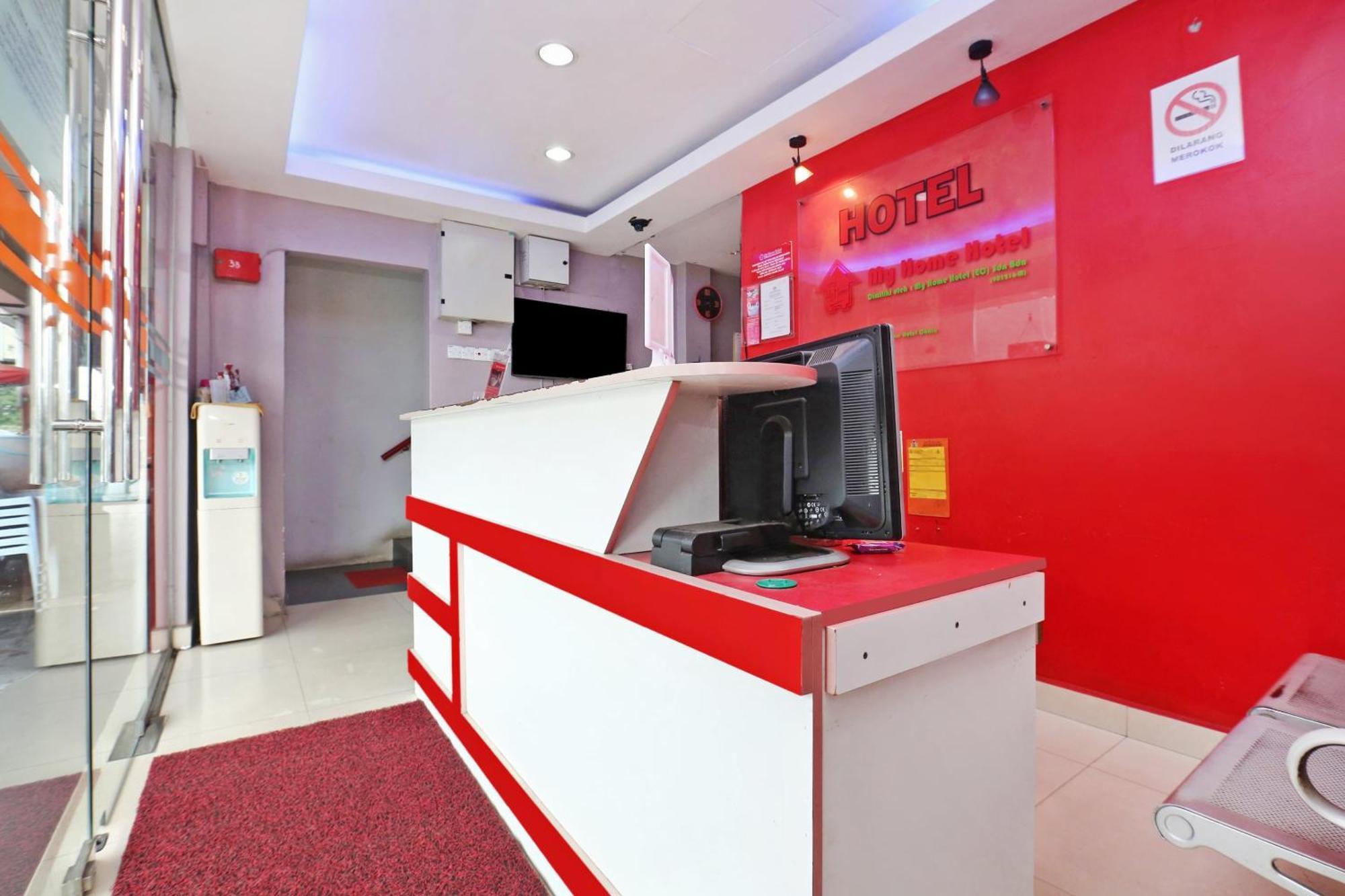 Oyo 89654 My New Home Hotel Gua Musang Exterior foto